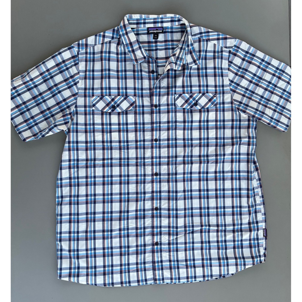 Patagonia XXL Blue Plaid Short Sleeve Button Down Hiking Shirt Worn Wear